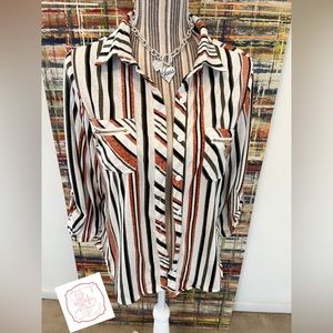 Button up , collared shirt. Size PL. Eden Olivia Brand. 3/4 sleeves.